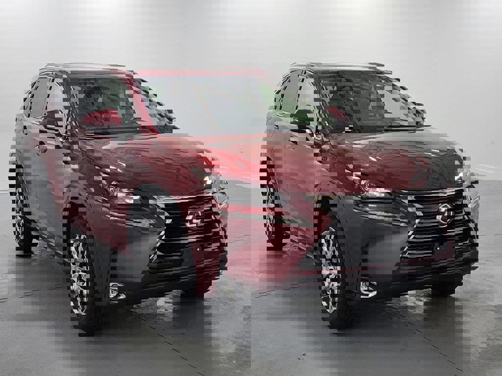 Used 2015 Lexus NX 200t AWD w/ Premium Package image 2