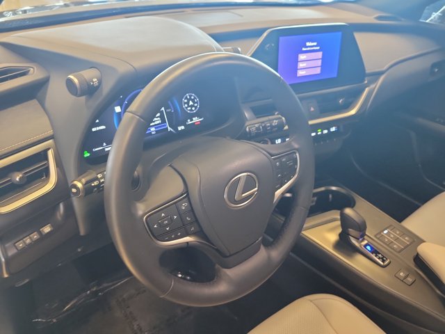 Used 2025 Lexus UX 300h FWD w/ Accessory Package (Z2) image 25