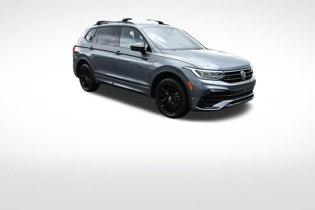 Used 2022 Volkswagen Tiguan SE R-Line AWD/4WD image 10