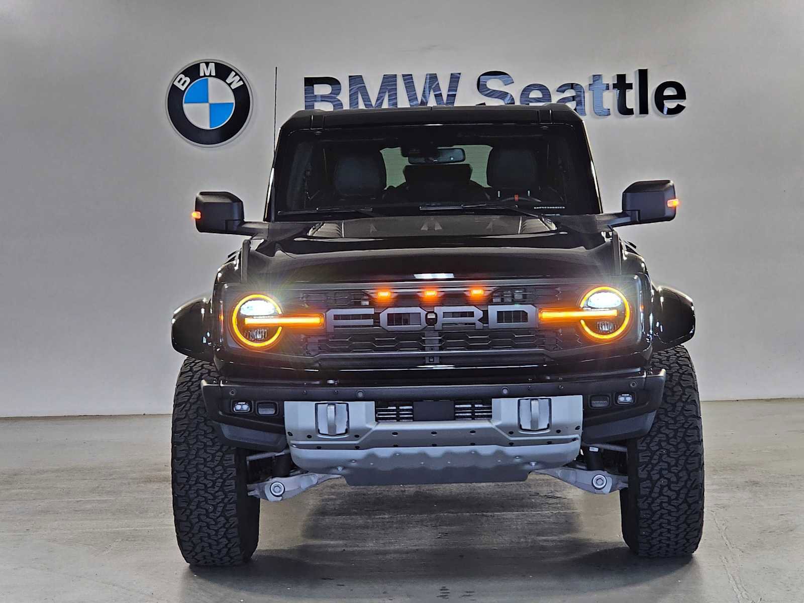 Used 2024 Ford Bronco Raptor w/ Interior Carbon Fiber Pack 6 AWD/4WD image 6