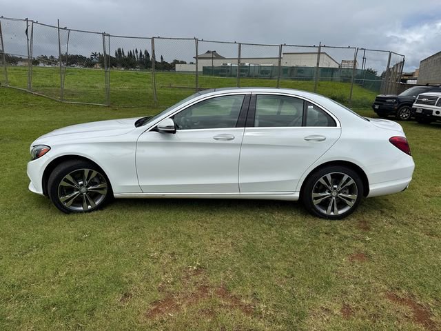Used 2016 Mercedes-Benz C 300 4MATIC Sedan image 4