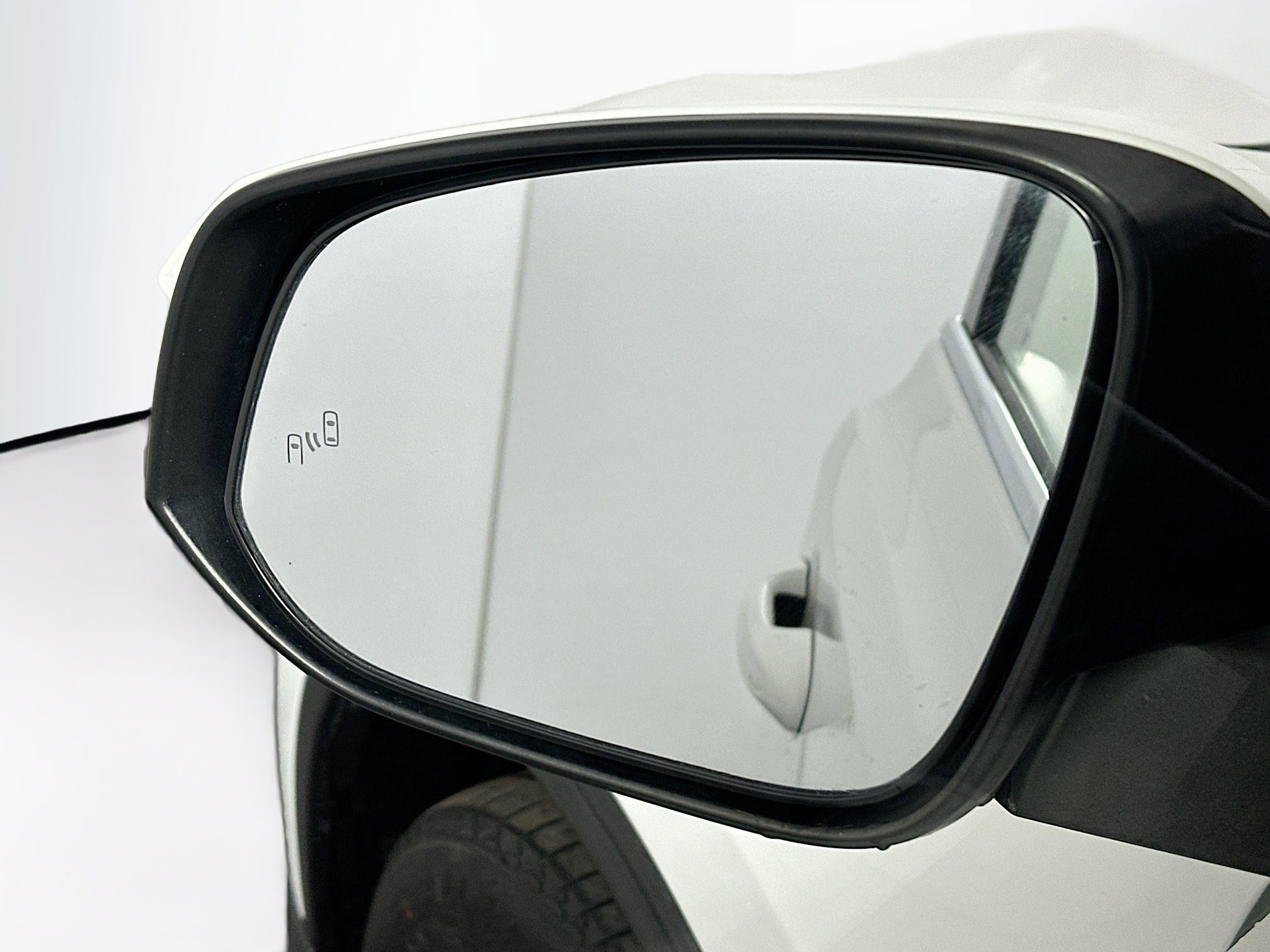 Used 2016 Toyota RAV4 SE image 16