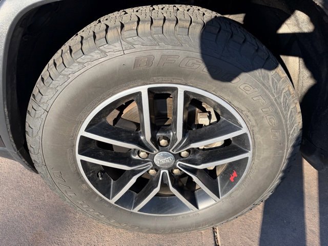 Used 2018 Jeep Grand Cherokee Trailhawk image 12