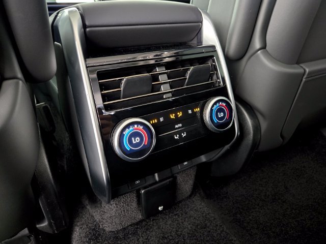 New 2026 Land Rover Range Rover SE AWD/4WD image 13