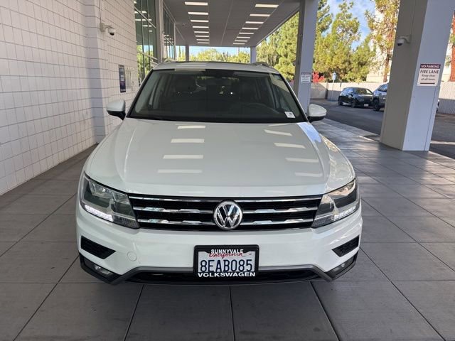 Used 2018 Volkswagen Tiguan SEL image 2
