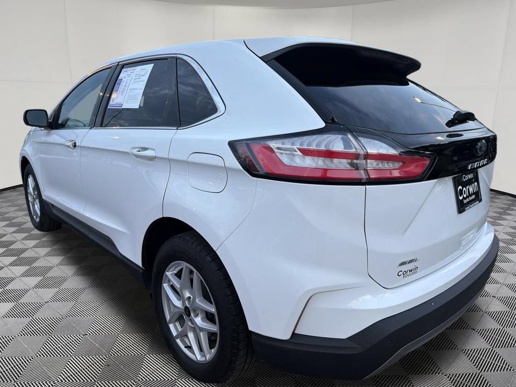 Used 2024 Ford Edge SEL AWD/4WD image 5