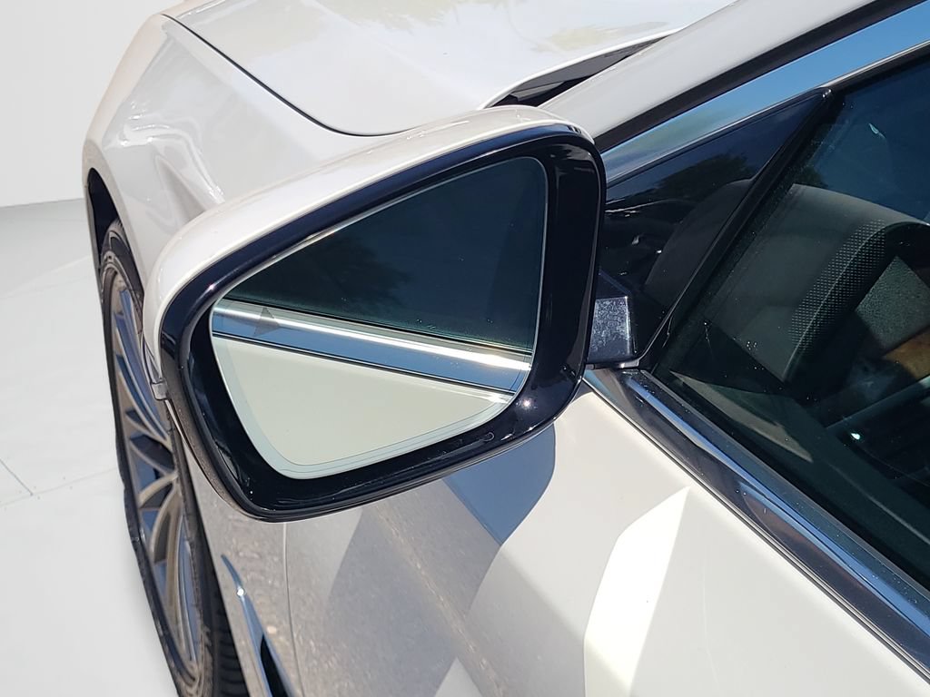 Used 2020 BMW 530i w/ Premium Package RWD image 27