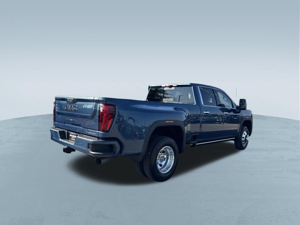 New 2026 GMC Sierra 3500 Denali Ultimate AWD/4WD image 9