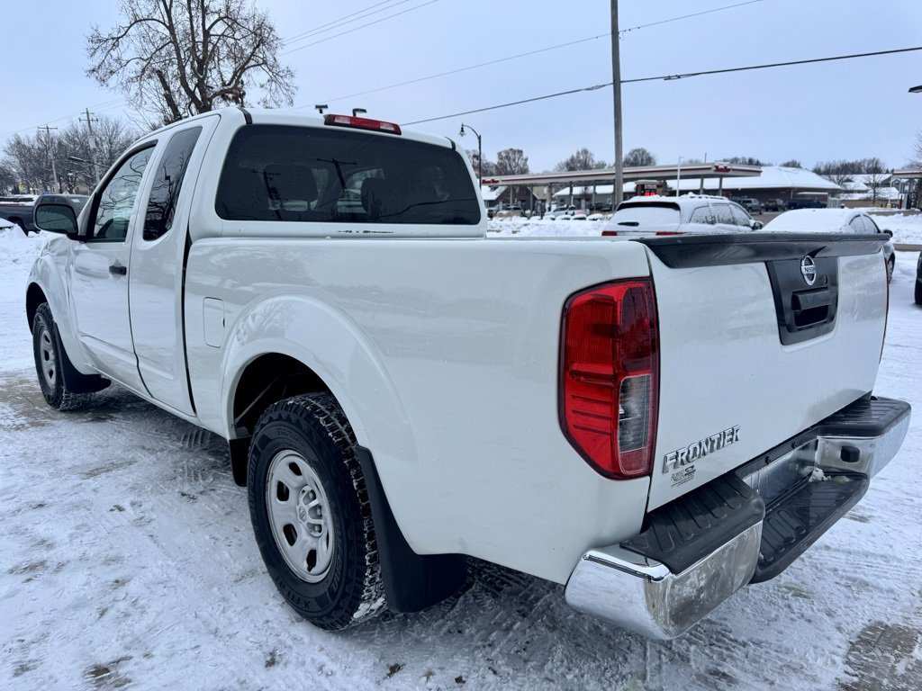 Used 2016 Nissan Frontier S image 5