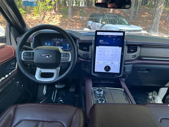 Used 2024 Ford Expedition Max Limited AWD/4WD image 26