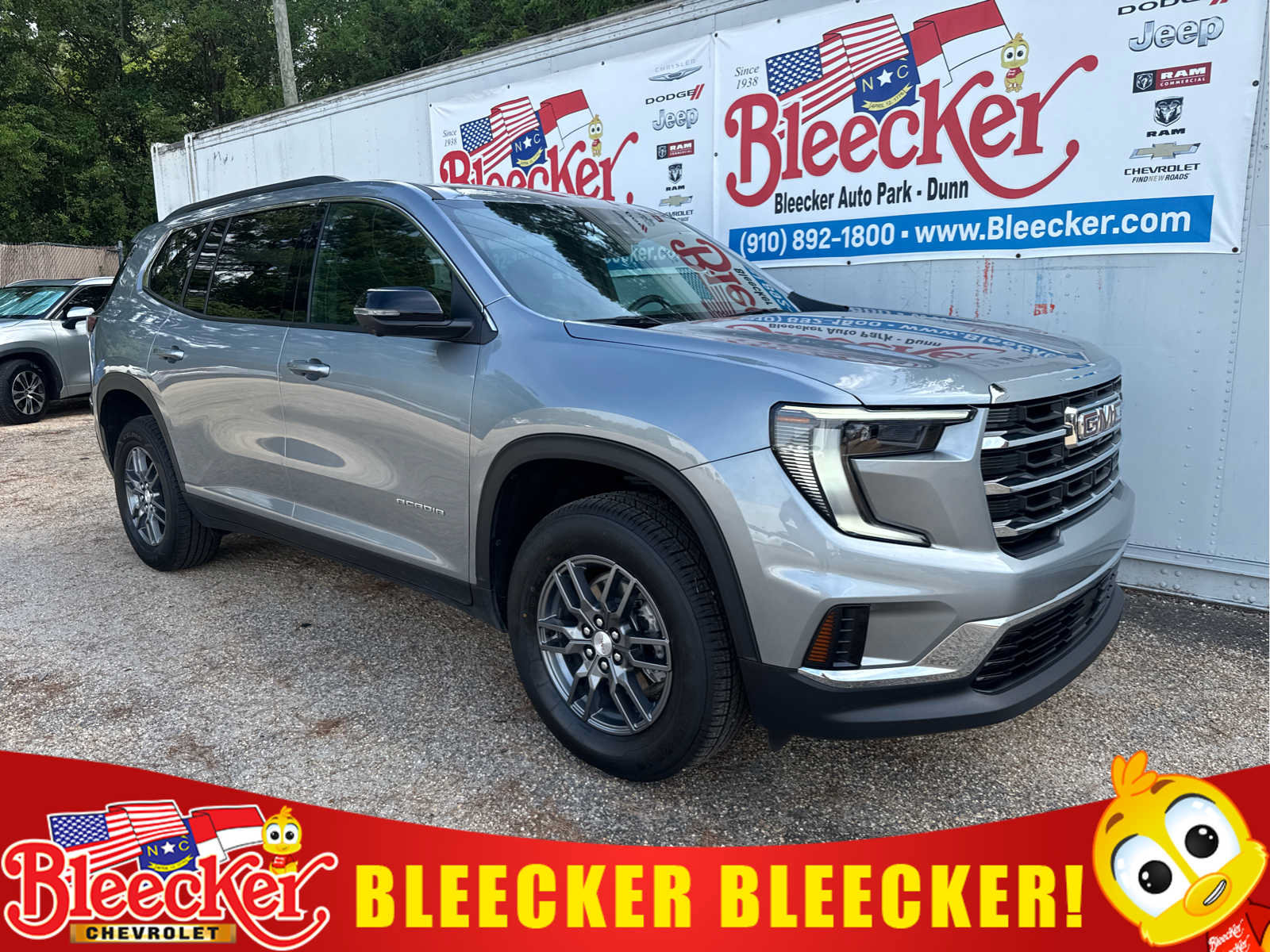 Used 2025 GMC Acadia Elevation