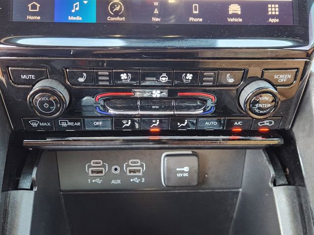 Used 2024 Jeep Grand Cherokee L Summit w/ Advanced Protech Group IV image 18