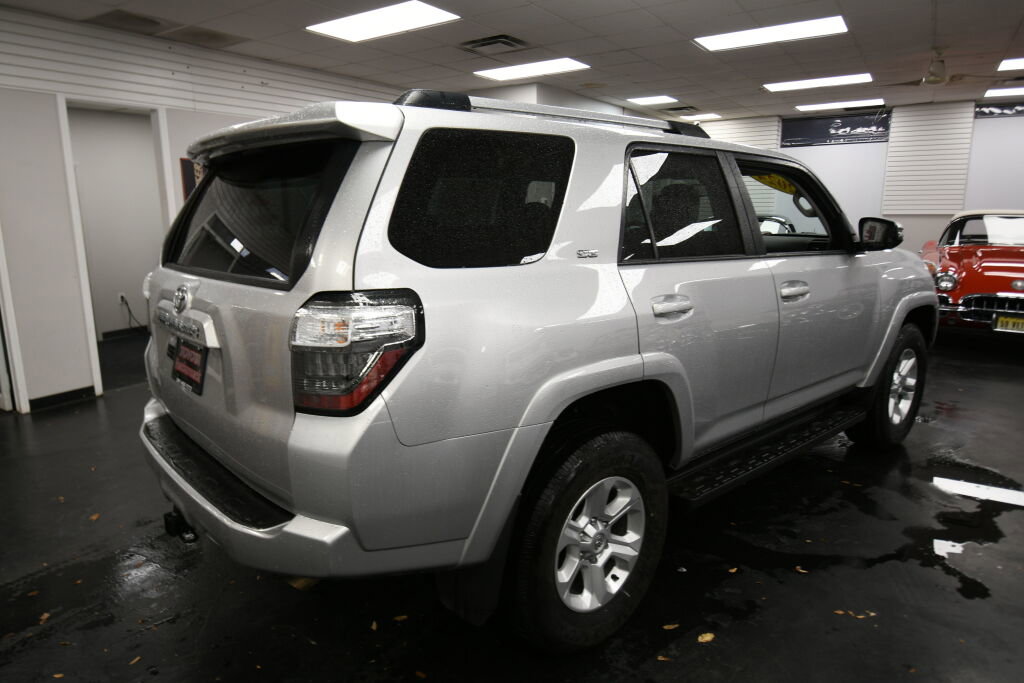Certified 2024 Toyota 4Runner SR5 Premium image 7