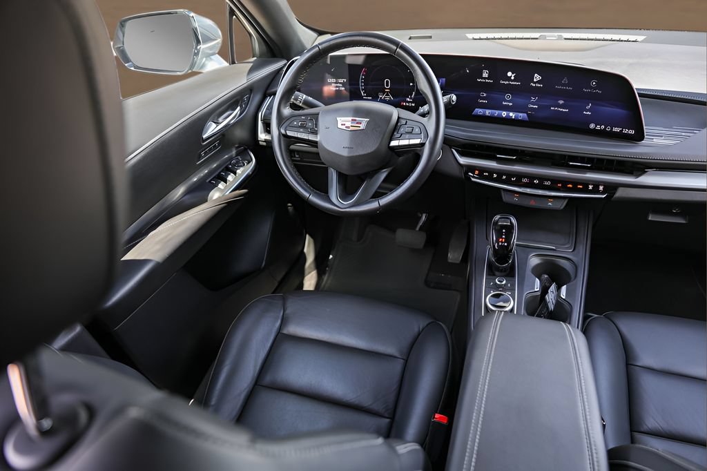 Certified 2025 Cadillac XT4 Premium Luxury FWD image 24