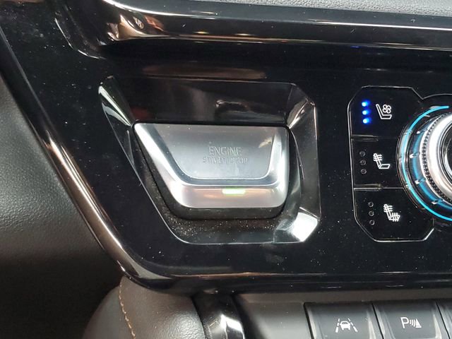Used 2024 GMC Sierra 1500 AT4 w/ Technology Package AWD/4WD image 25