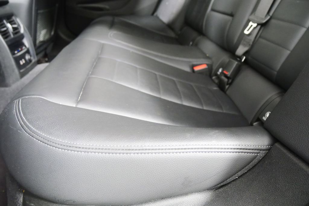 Used 2019 BMW 330i Sedan image 14