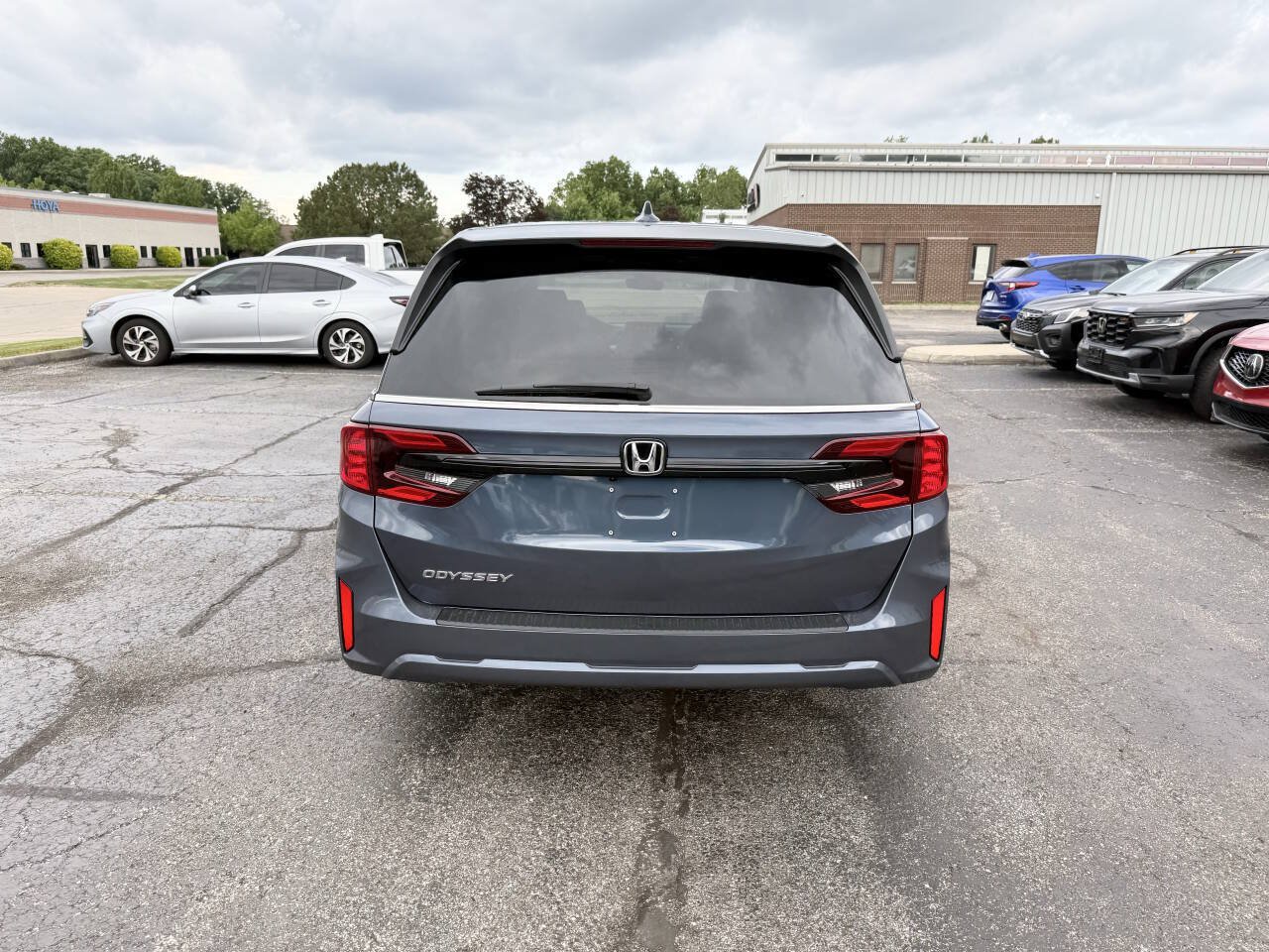 Used 2025 Honda Odyssey EX-L image 6