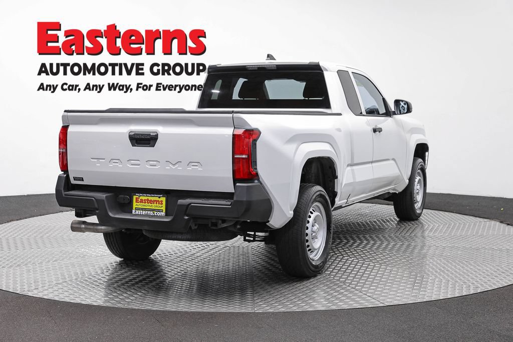 Used 2025 Toyota Tacoma SR RWD image 5