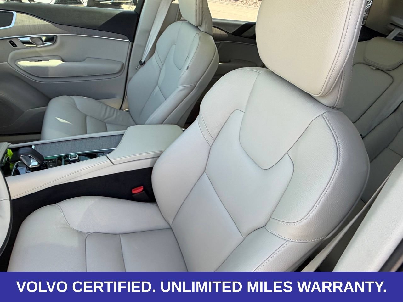 Certified 2025 Volvo XC90 B6 Plus w/ Protection Package Premier AWD/4WD image 31