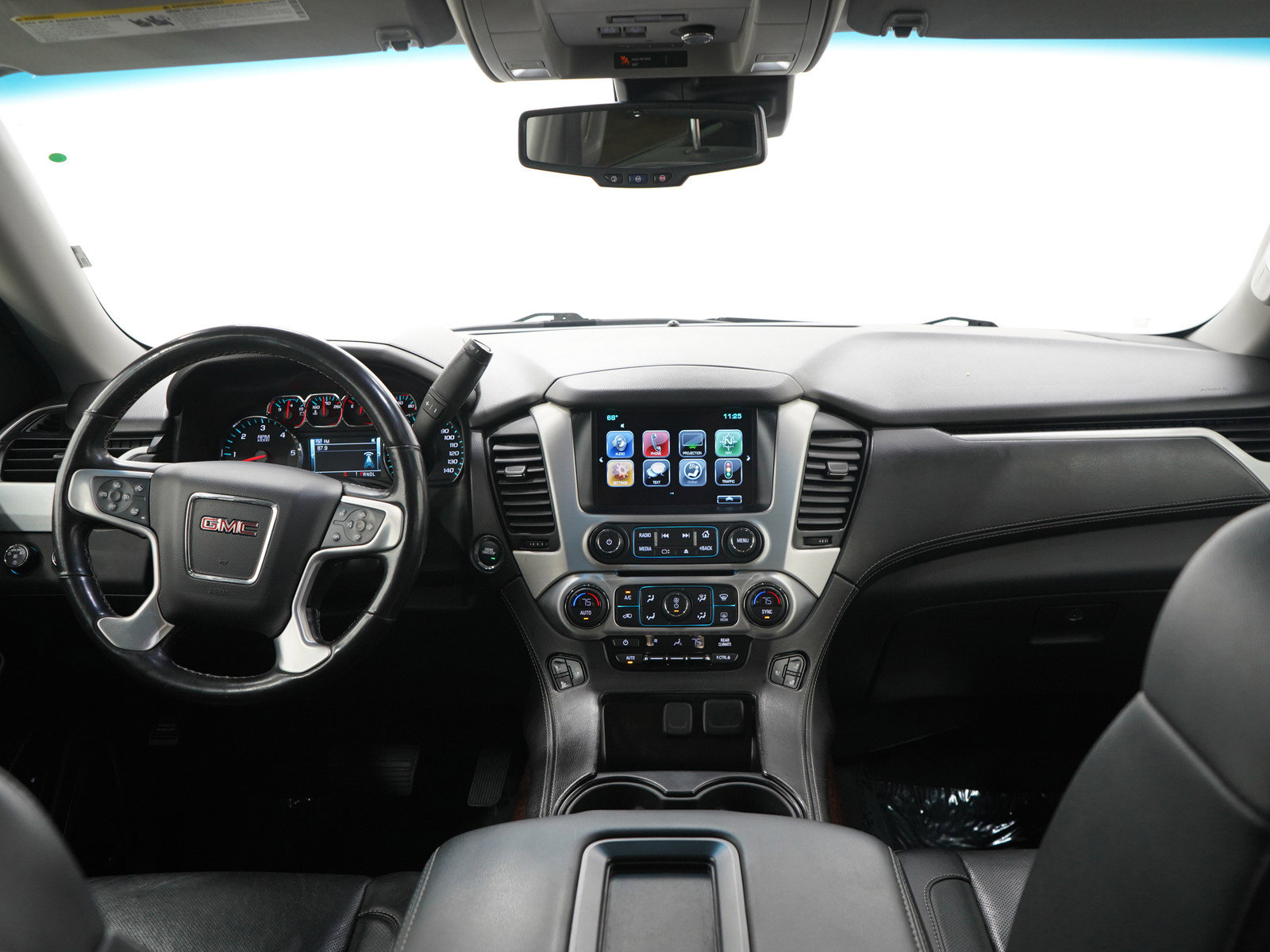 Used 2019 GMC Yukon SLT AWD/4WD image 13