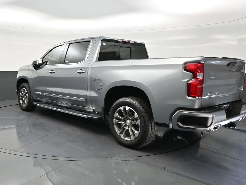 Used 2024 Chevrolet Silverado 1500 High Country image 3