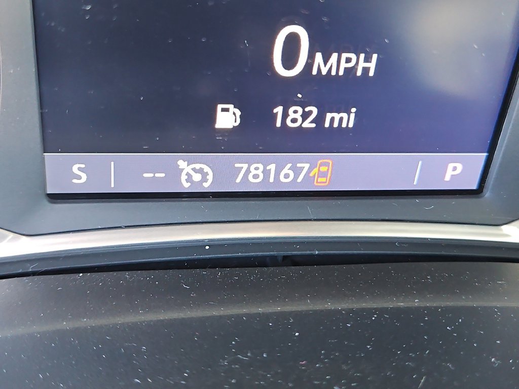 Used 2020 Chevrolet Traverse LT FWD image 29