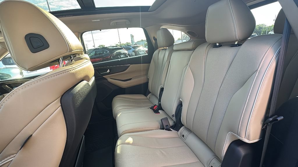 Used 2023 Acura MDX SH-AWD w/ Advance Package image 23