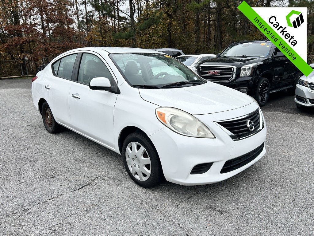 Used 2012 Nissan Versa SV w/ Convenience Pkg