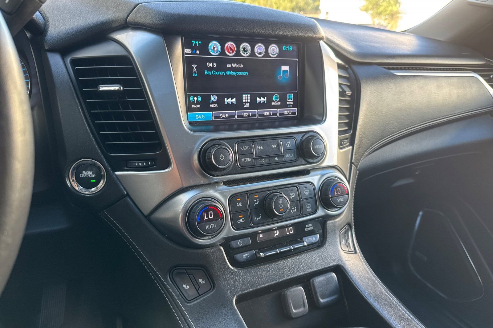 Used 2020 Chevrolet Tahoe LT AWD/4WD image 26