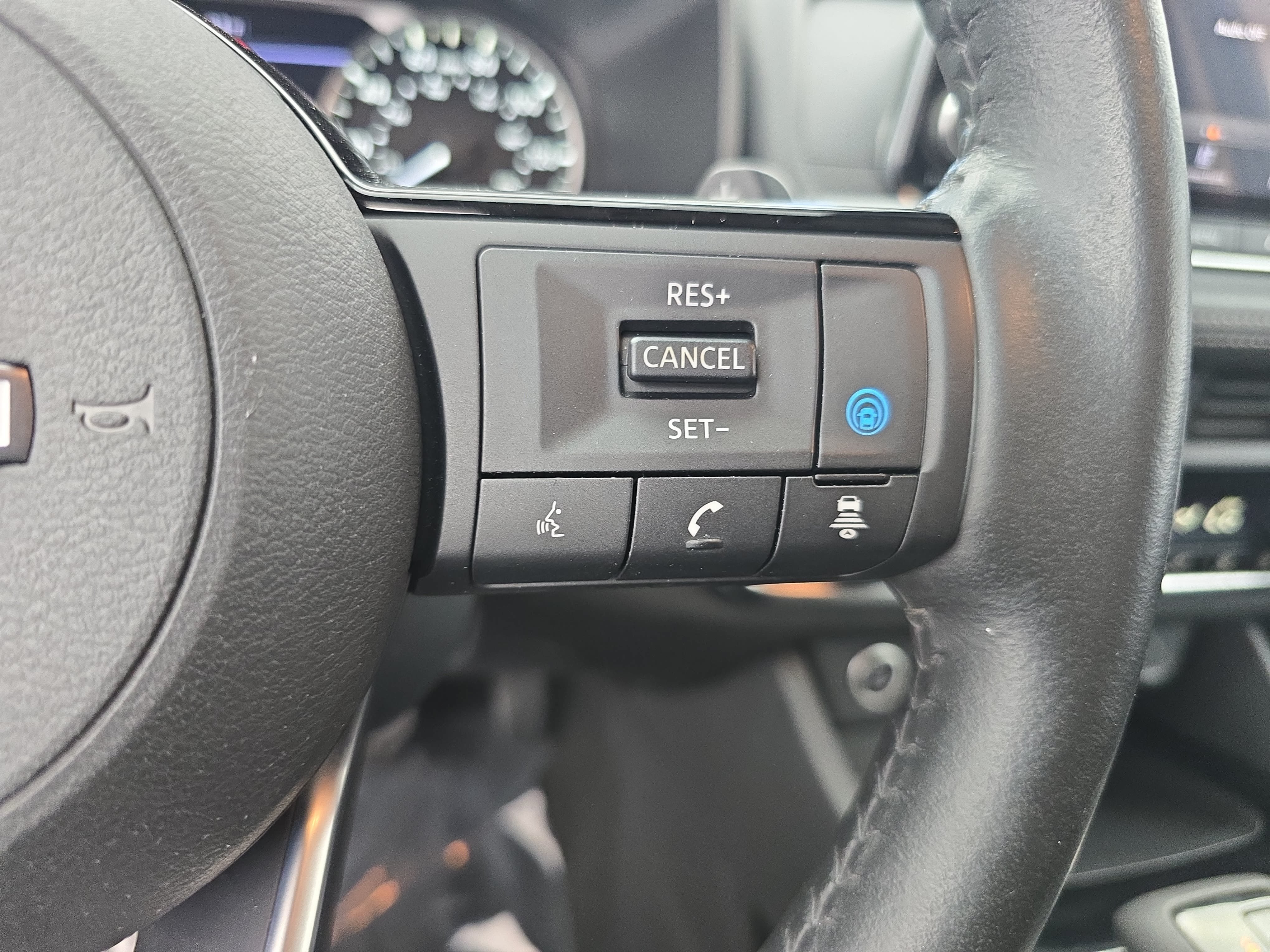 Certified 2023 Nissan Rogue SV w/ SV Premium B Package AWD/4WD image 18