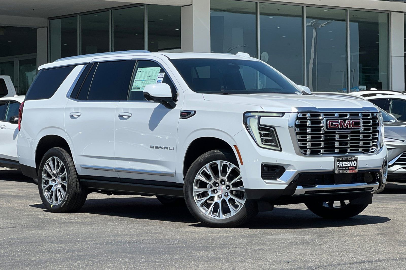 New 2026 GMC Yukon Denali w/ Denali Reserve Package AWD/4WD image 2