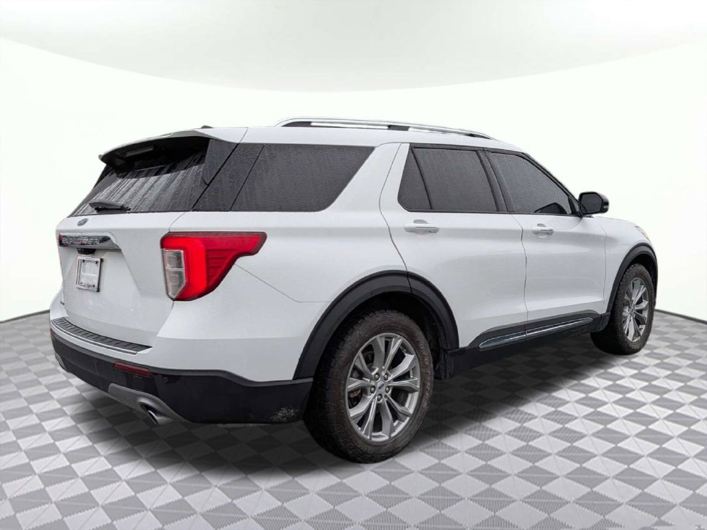Certified 2023 Ford Explorer Limited w/ Equipment Group 301A RWD image 3
