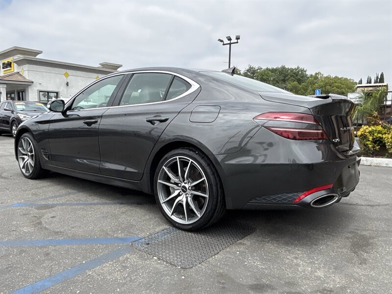 Used 2024 Genesis G70 2.5T RWD image 4