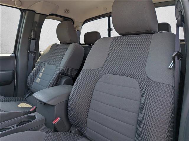 Used 2011 Nissan Frontier SV w/ SV Premium Utility Pkg image 12