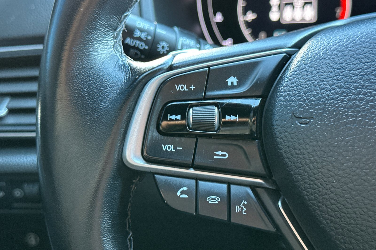 Used 2022 Honda Accord Sport image 35
