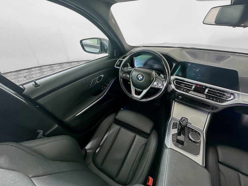 Used 2021 BMW 330i xDrive Sedan image 9