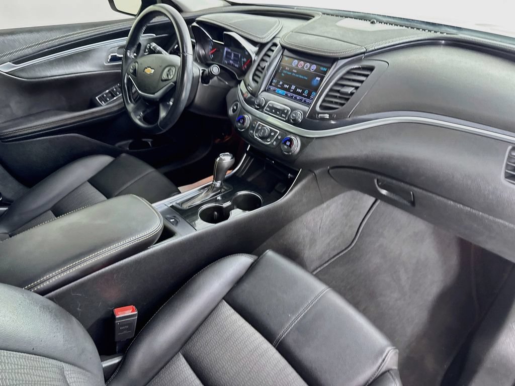 Used 2018 Chevrolet Impala LT FWD image 34