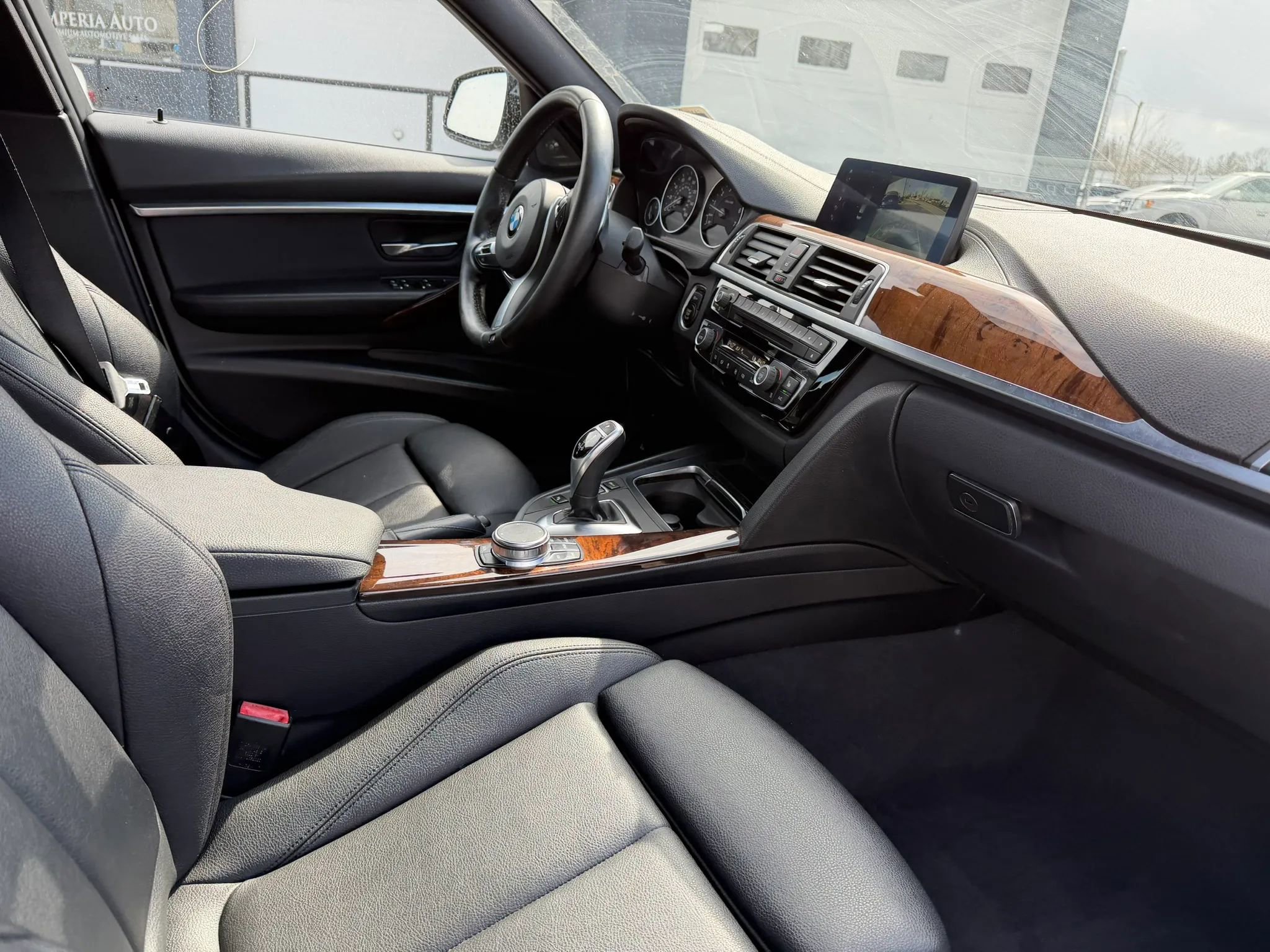 Used 2018 BMW 340i xDrive 340i xDrive Sedan 4D w/ Premium Package image 17