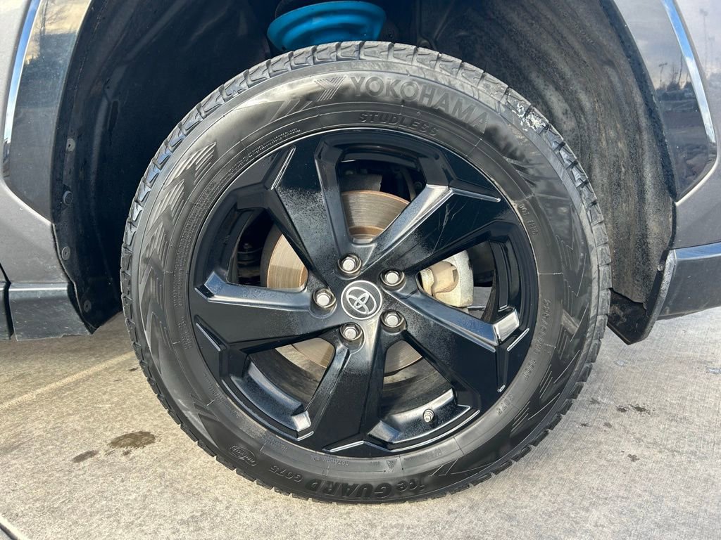 Used 2019 Toyota RAV4 XSE image 31