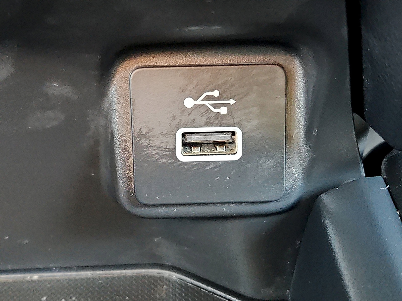 Used 2023 Honda HR-V LX image 25