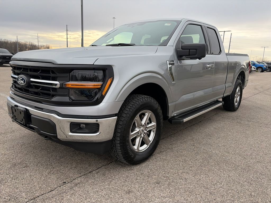 Used 2024 Ford F150 XLT image 3