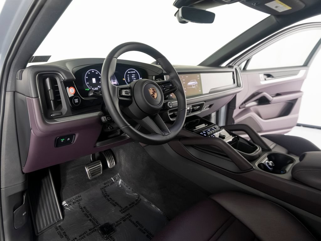 Certified 2026 Porsche Cayenne S AWD/4WD image 6