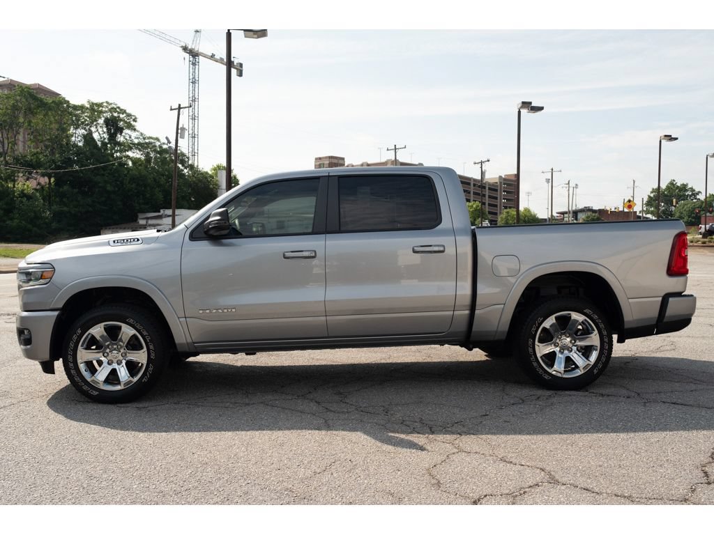 Used 2025 RAM 1500 Big Horn AWD/4WD image 5