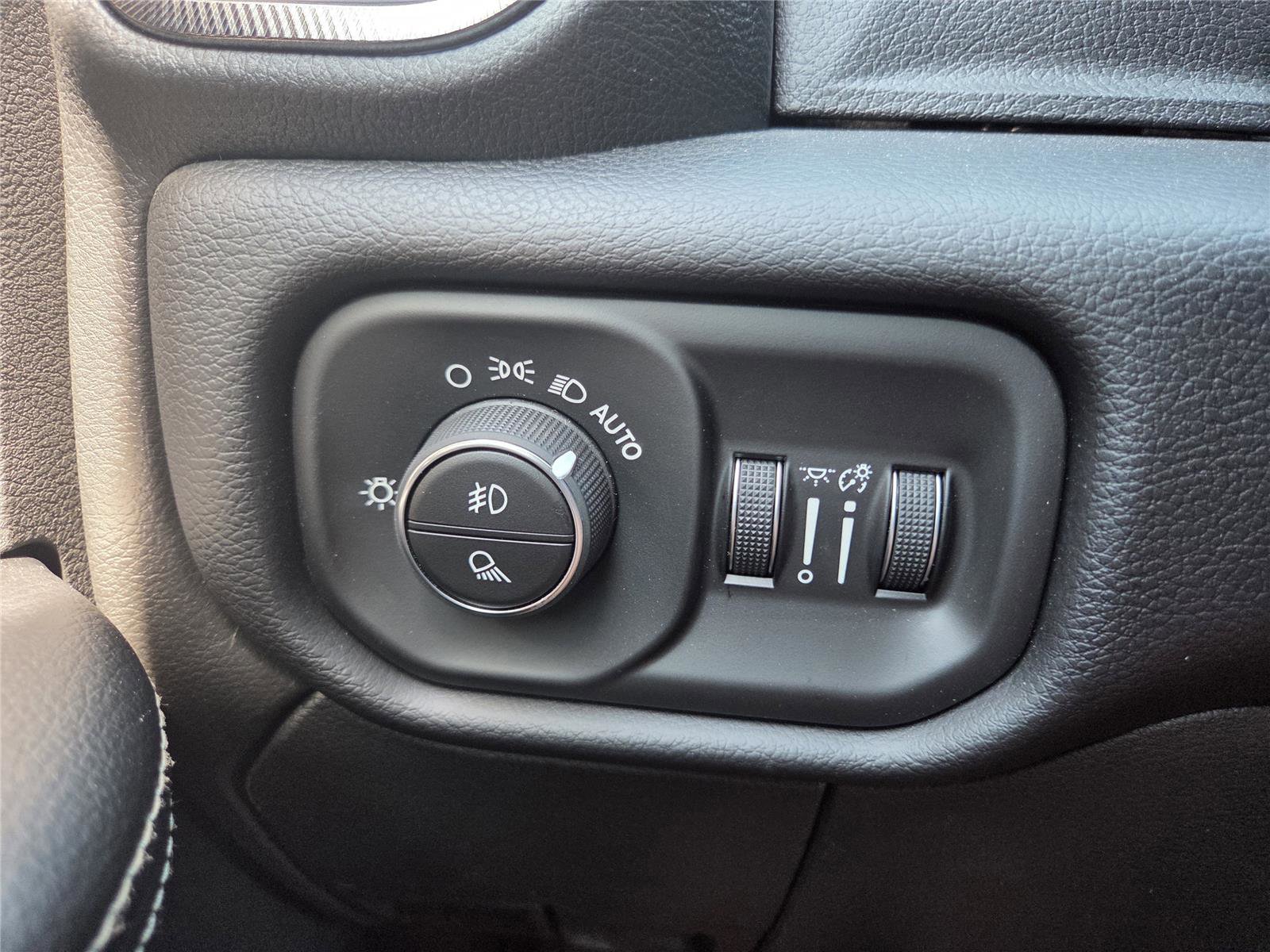 New 2026 RAM 2500 Rebel w/ Rebel Level 1 Equipment Group image 27