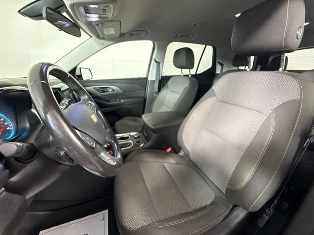 Used 2018 Chevrolet Traverse LT w/ LPO, Floor Liner Package AWD/4WD image 15
