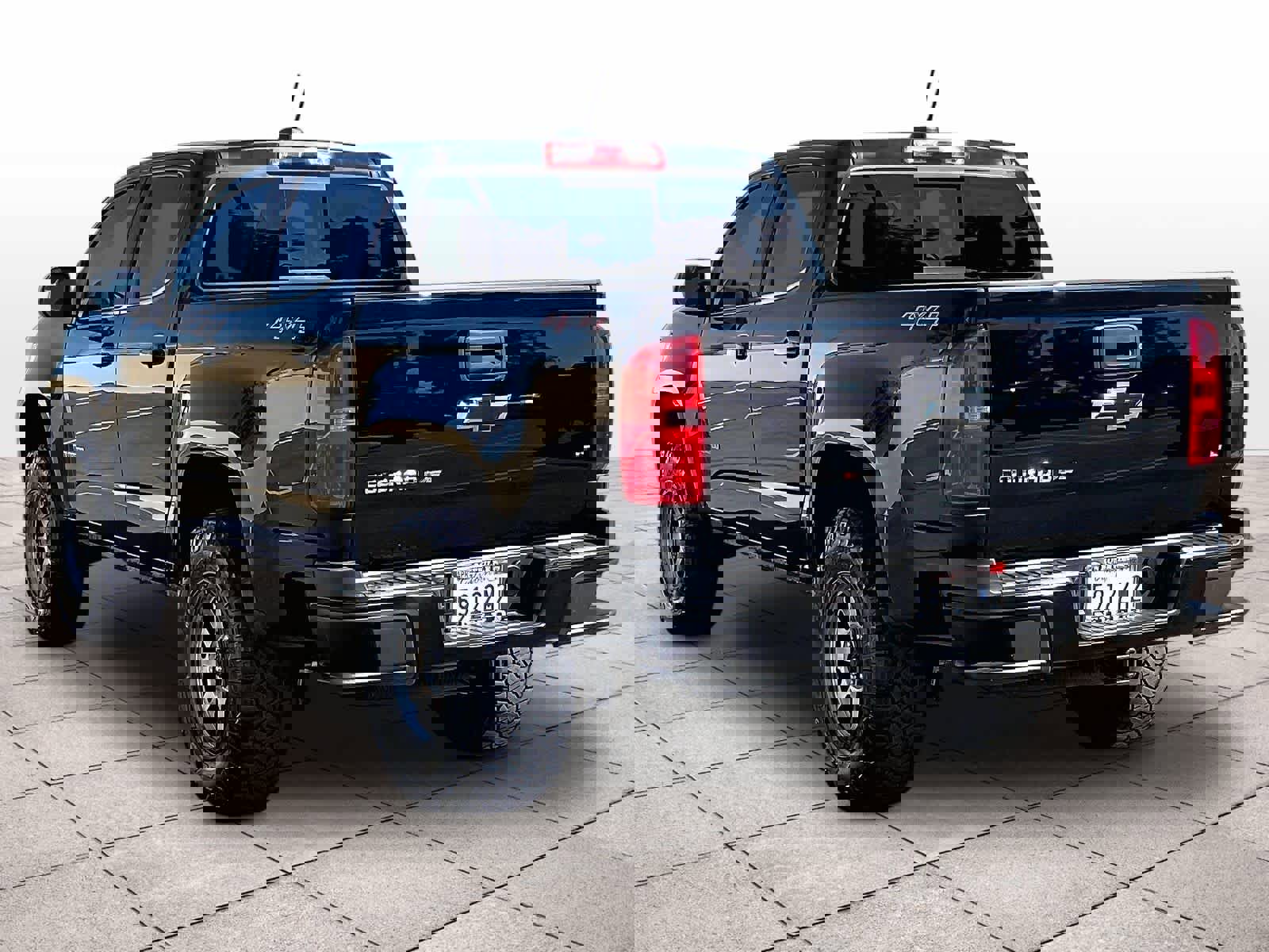 Used 2017 Chevrolet Colorado LT w/ LT Convenience Package image 14