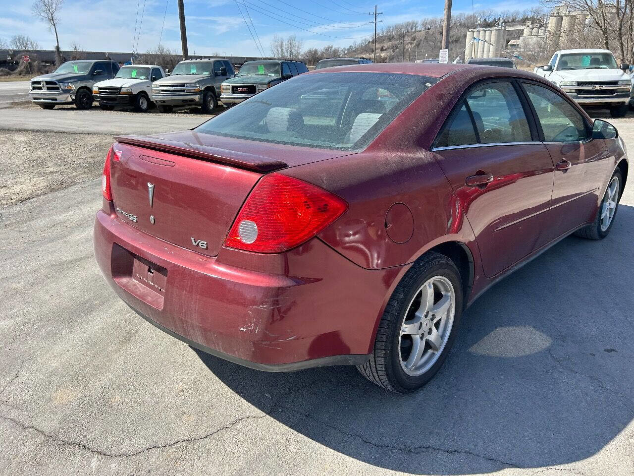 Used 2009 Pontiac G6 Sedan w/ Sport Package 2 image 8