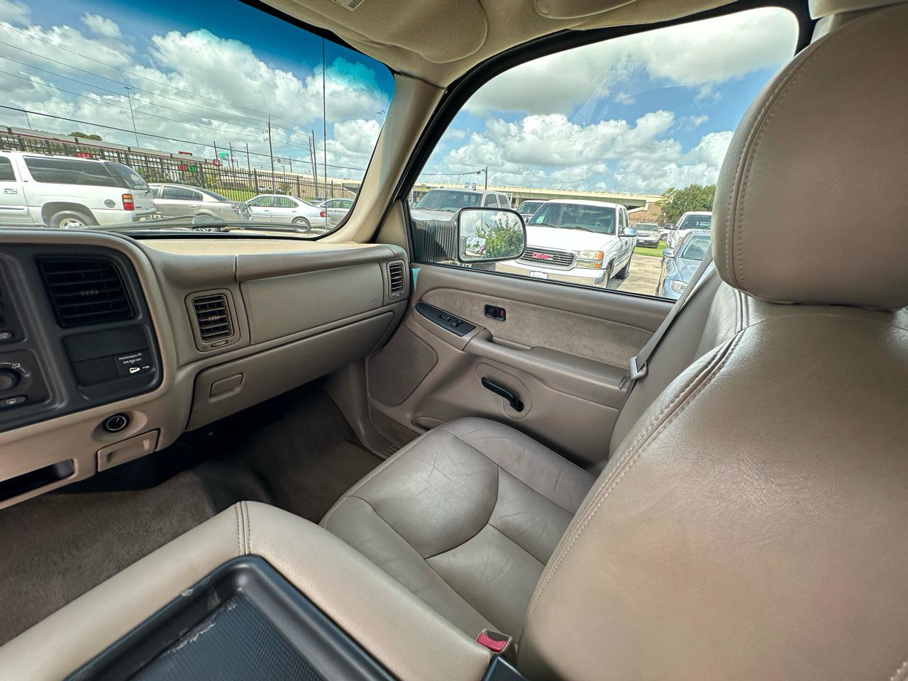 Used 2003 Chevrolet Silverado 2500 LS w/ Skid Plate Package AWD/4WD image 36