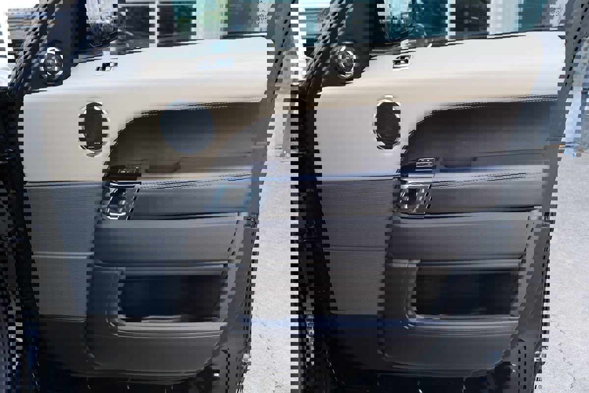 Used 2019 Land Rover Range Rover Sport Supercharged image 50