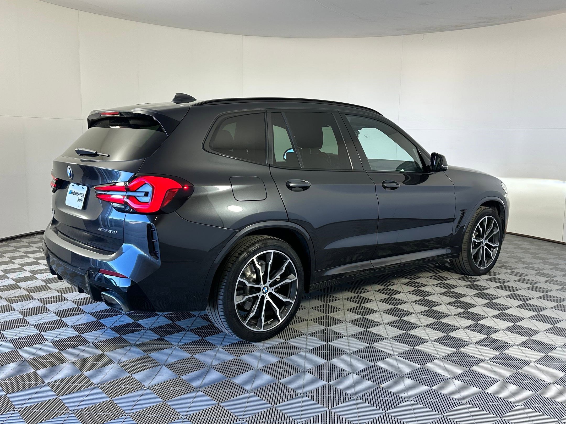 Used 2022 BMW X3 sDrive30i w/ M Sport Package 2 image 7
